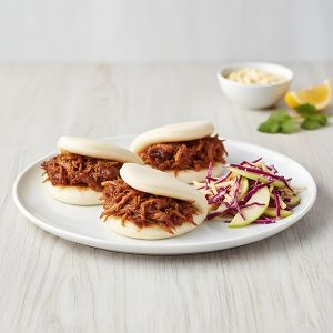 "CASH&CARRY" MICRO BAO BLANCO PULLED PORK "ASIAN BITES" 35gr/4x4cm BANDEJA 30und (CAJA 2 BANDEJAS)