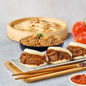 MICRO BAO PULLED PORK 35gr / 4x4cm "ASIAN BITES"  BANDEJA 30und (CAJA 2 BANDEJAS)